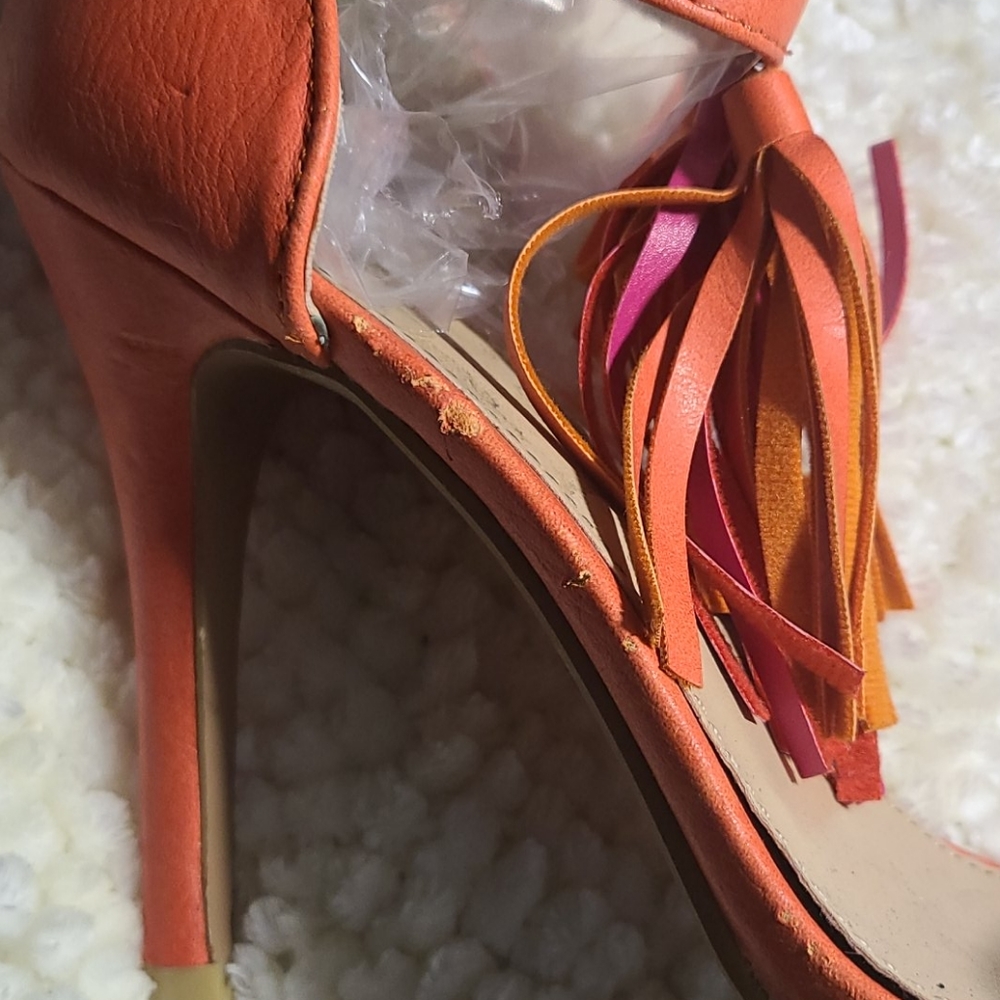 Shoes - Picture 3 of 6